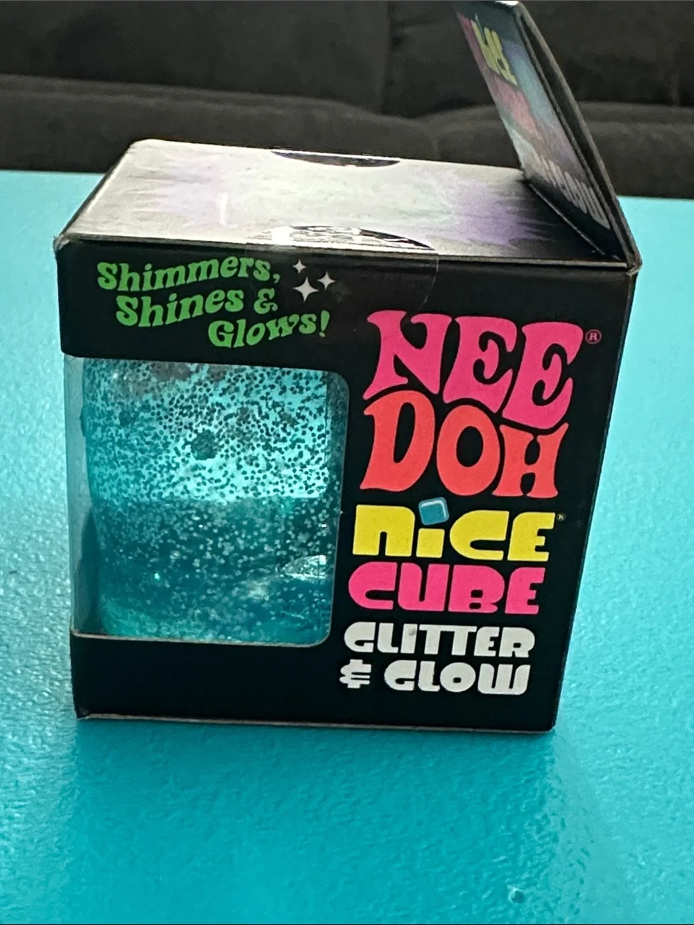 NeeDoh Nice Cube Glitter & Glow